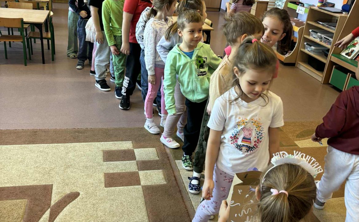 2dfefe75-0c5a-4374-bf0c-1f8a4b8e4263